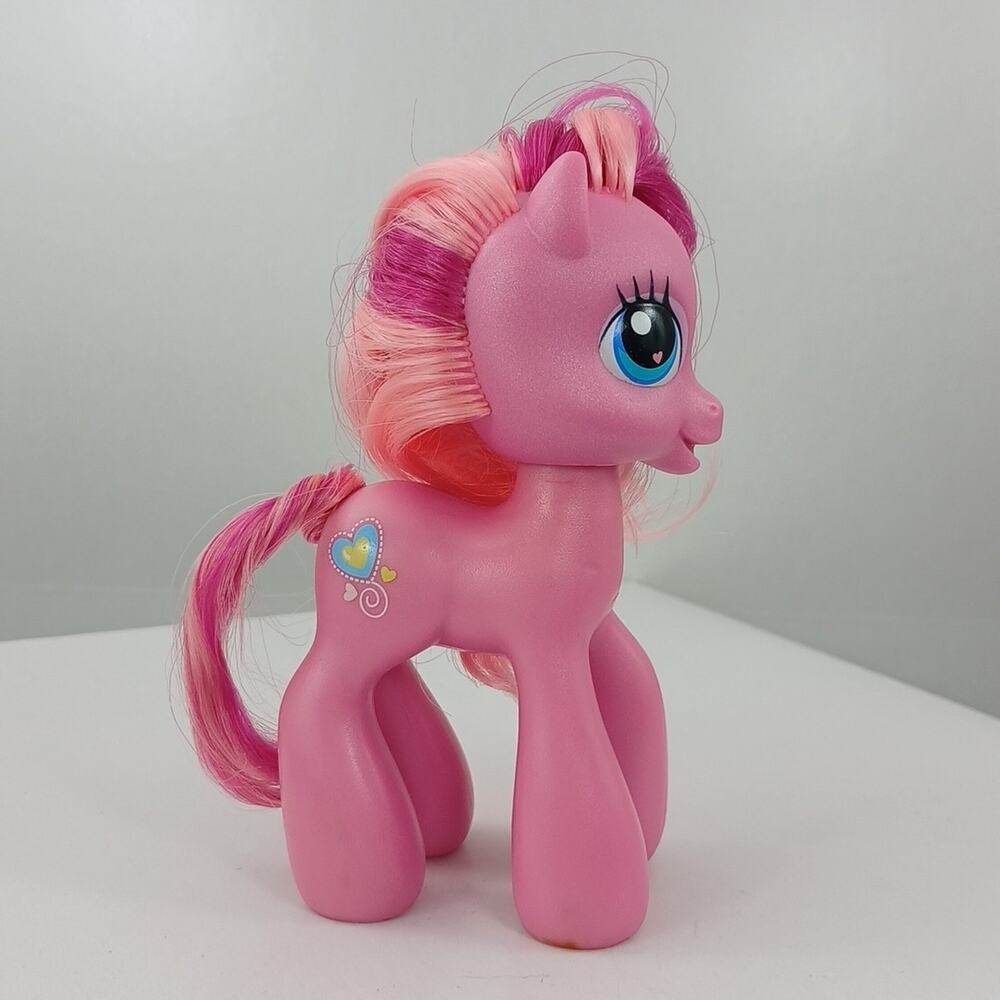 2009 My Little Pony Pinkie Pie's Mom Pink